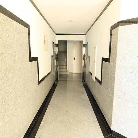 Ferienwohnung Armacao De Pera Brightness With Pool By Homing Exterior foto