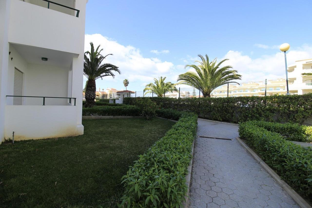 Ferienwohnung Armacao De Pera Brightness With Pool By Homing Exterior foto