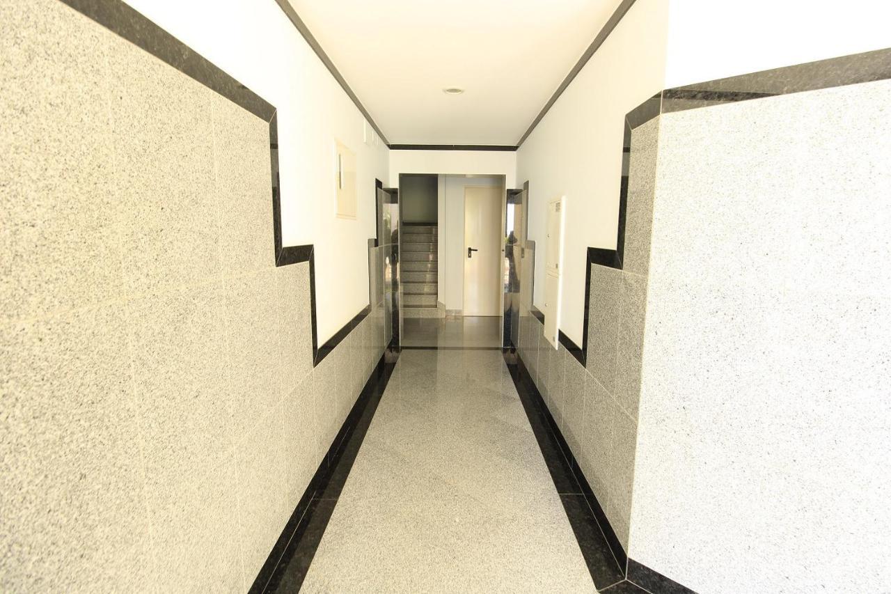 Ferienwohnung Armacao De Pera Brightness With Pool By Homing Exterior foto